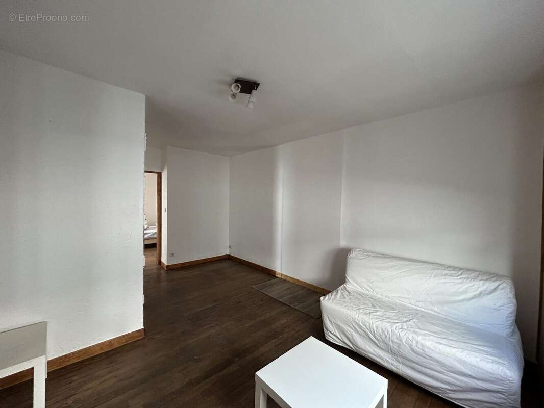 Appartement à PRIVAS
