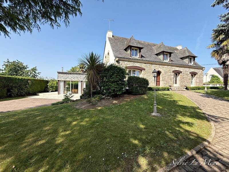 Maison à PONTIVY