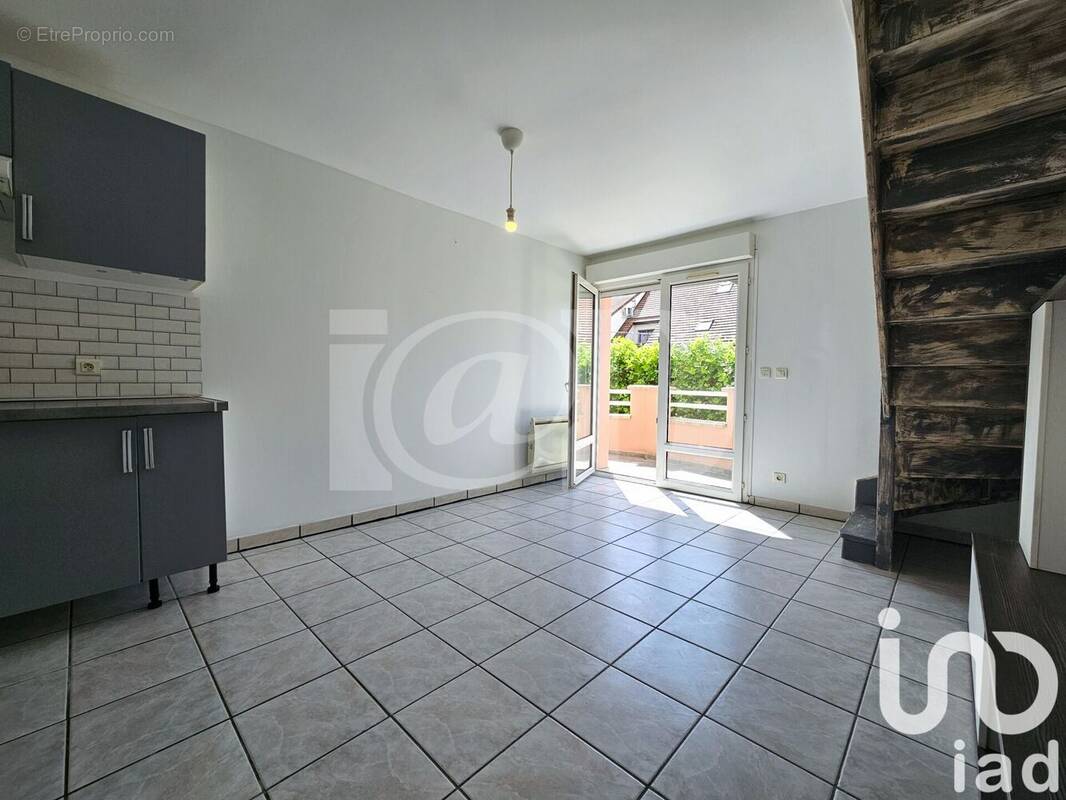 Photo 1 - Appartement à SAINTE-GENEVIEVE-DES-BOIS
