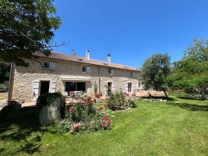 Maison à MIRADOUX