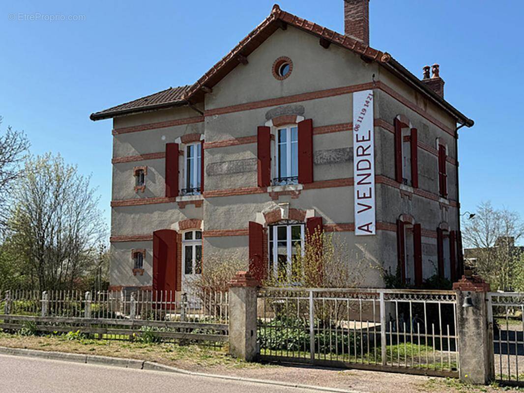 Maison à POUILLY-EN-AUXOIS