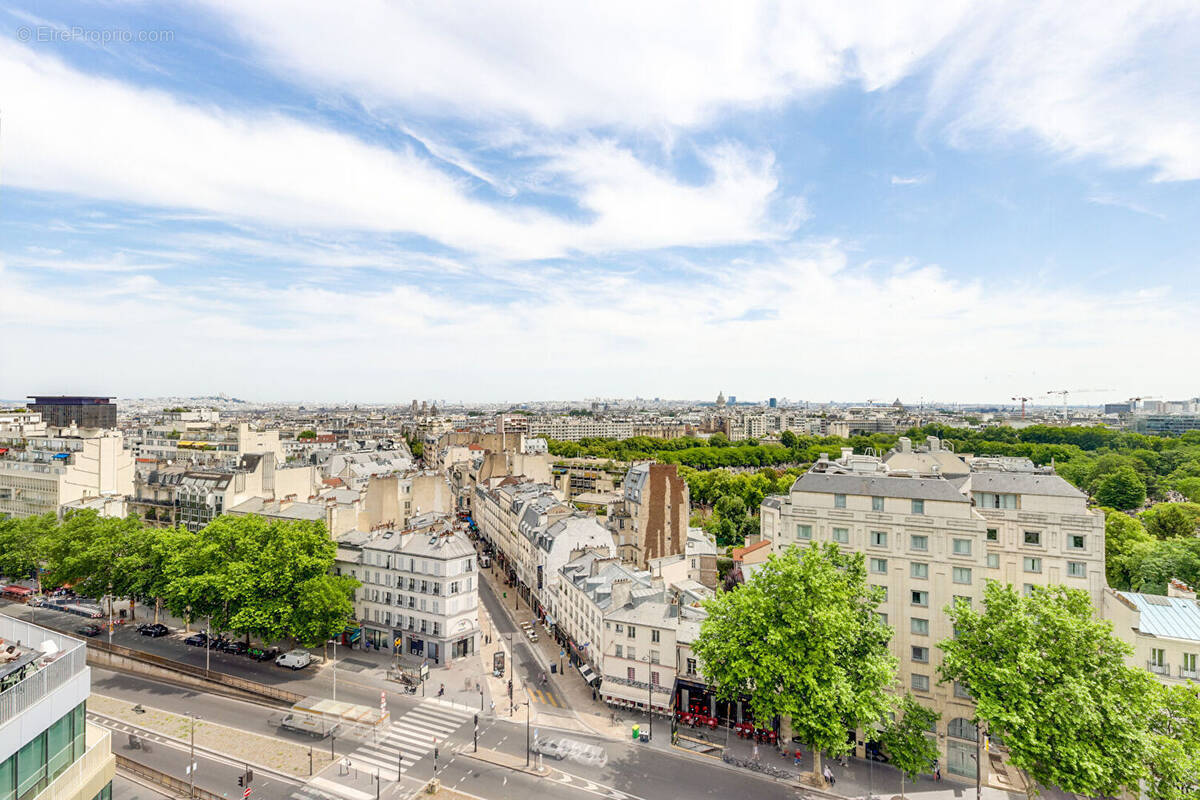 Appartement à PARIS-14E