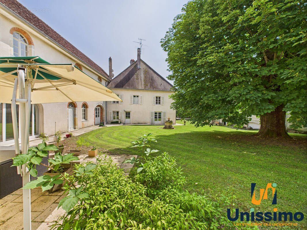 Maison à SAINT-VIT