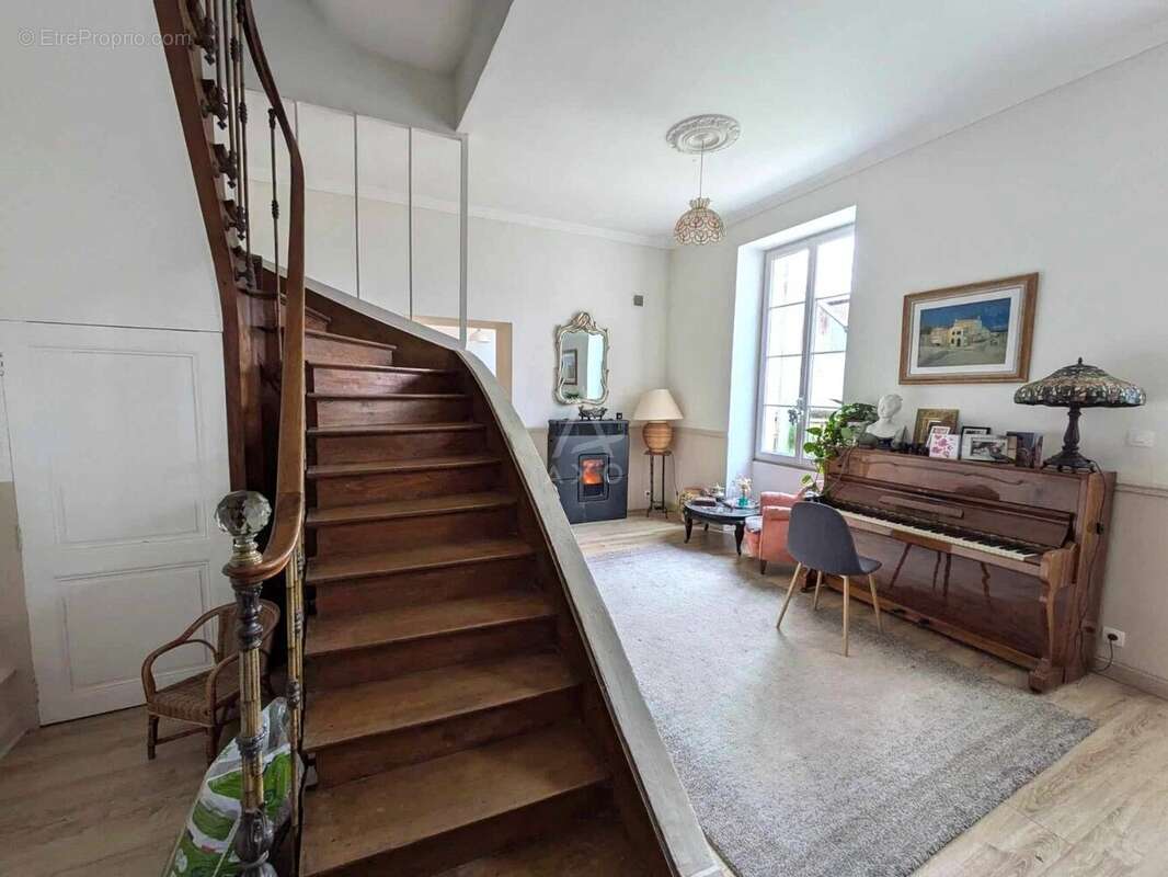 Maison à MATHA