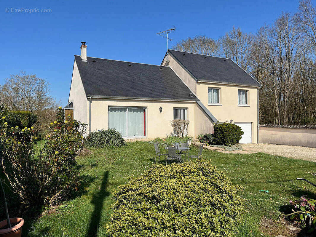 Maison à VILLEMANDEUR