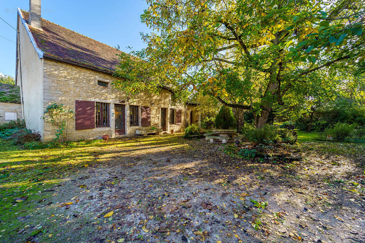 Maison à POUILLY-EN-AUXOIS