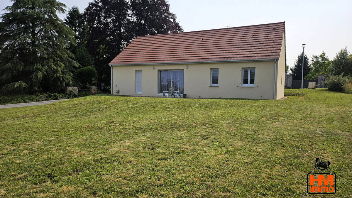Maison à SAINT-YRIEIX-LA-PERCHE