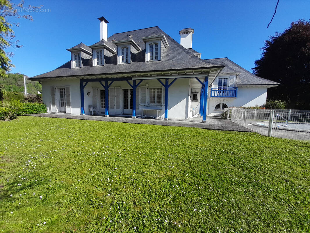 Maison à LOURDES