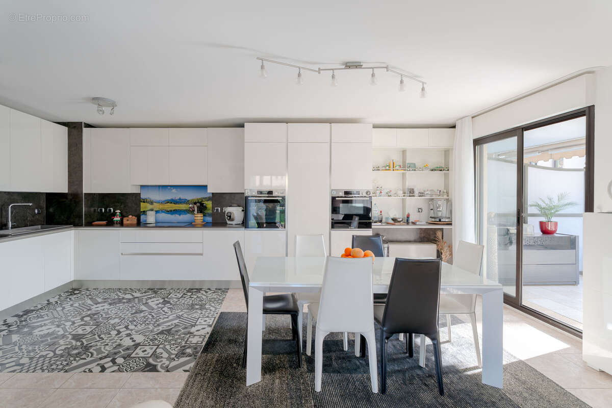 Appartement à HYERES