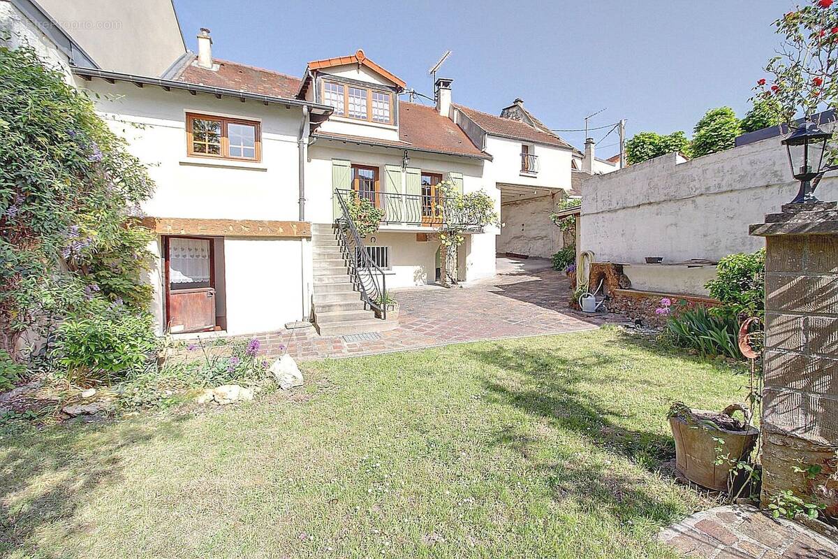 Maison à TRIEL-SUR-SEINE