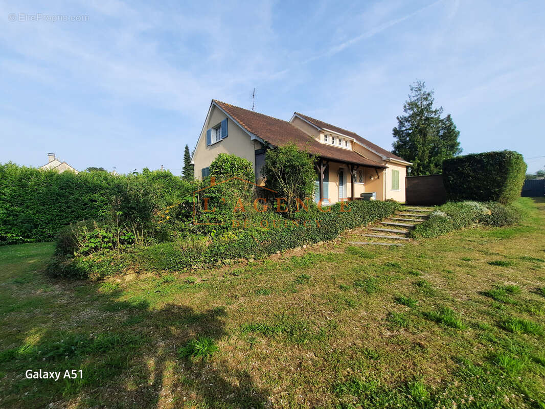 Maison à QUINCY-VOISINS