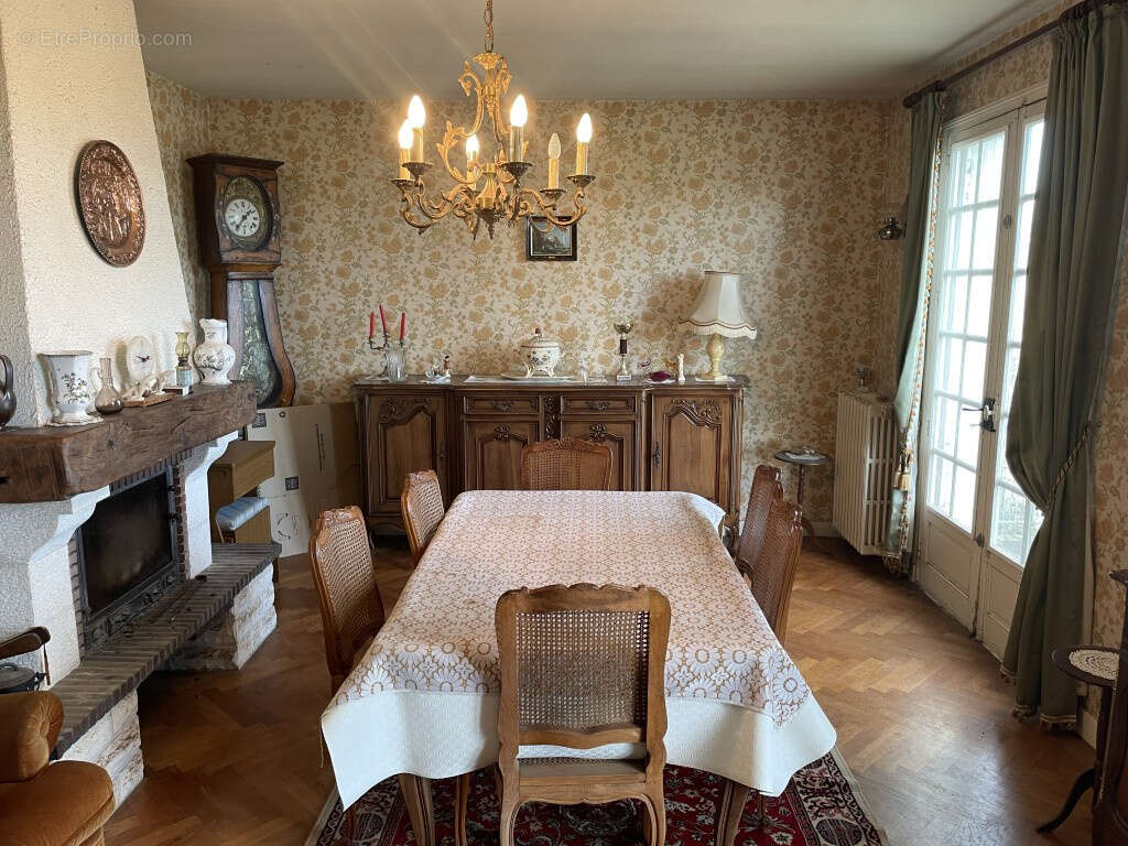 Maison à LUBERSAC