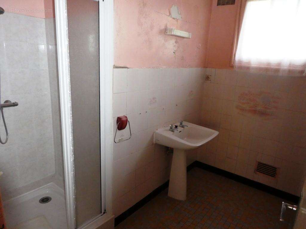 Maison à LOCMALO