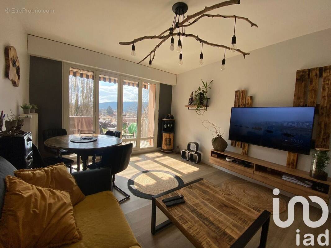 Photo 1 - Appartement à ECHENOZ-LA-MELINE