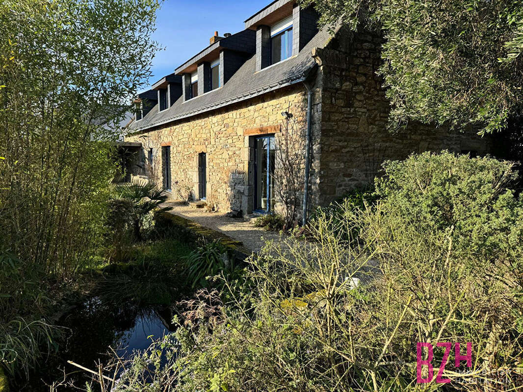 Maison à THEIX