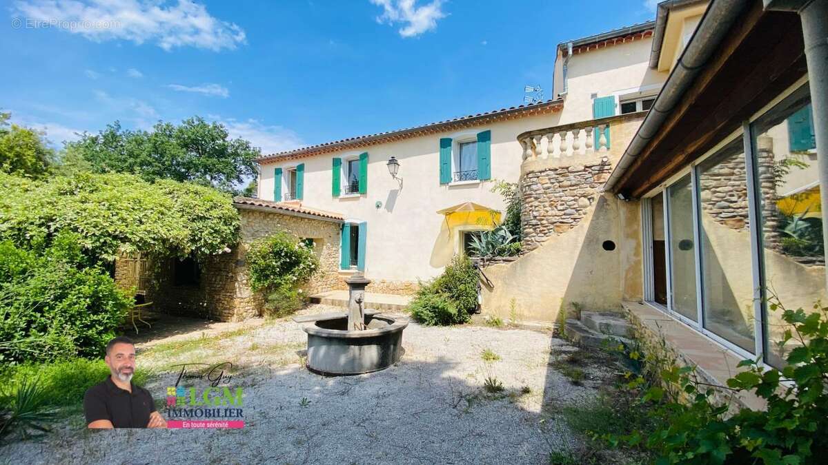 Maison à ROUSSON