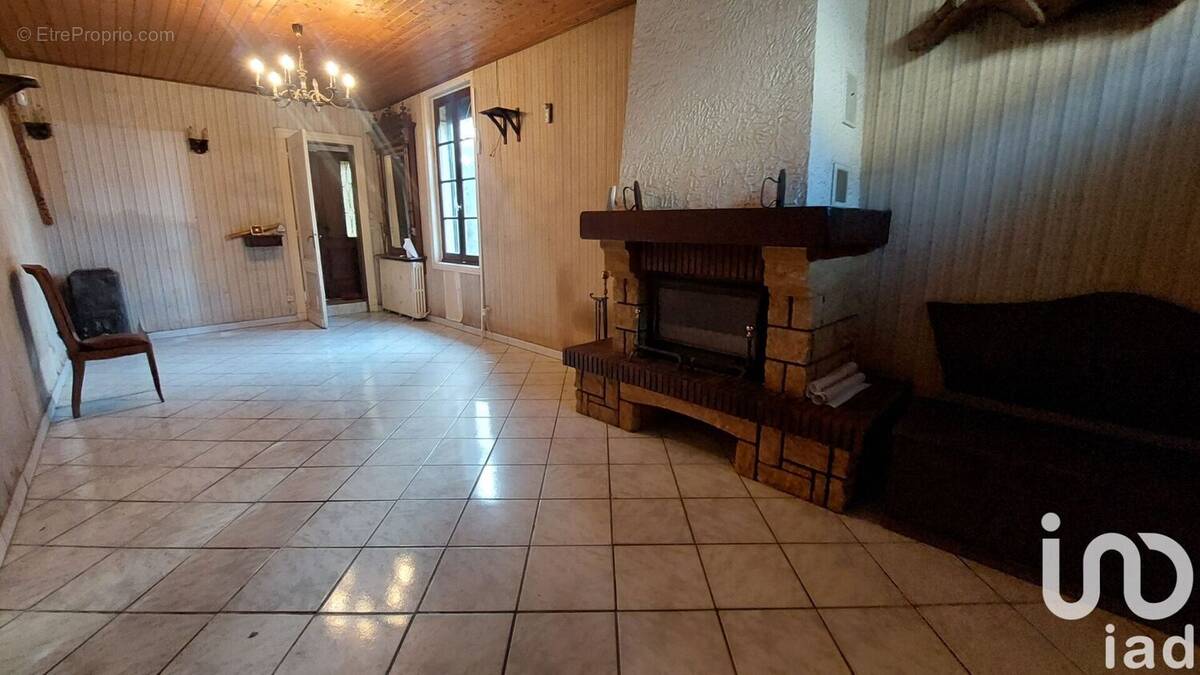 Photo 1 - Maison à CASTILLON-LA-BATAILLE