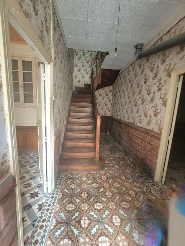 Maison à LAGRASSE