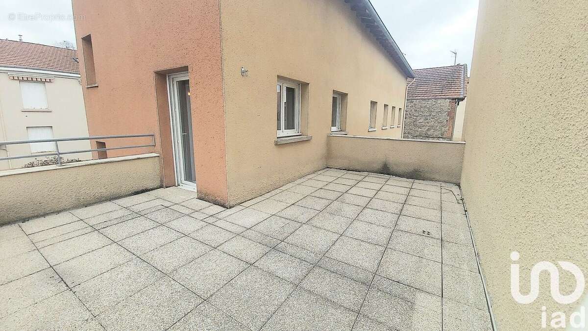 Photo 2 - Maison à UNIEUX