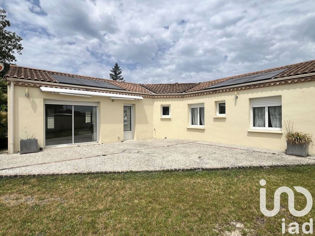Photo 1 - Maison à ILLATS