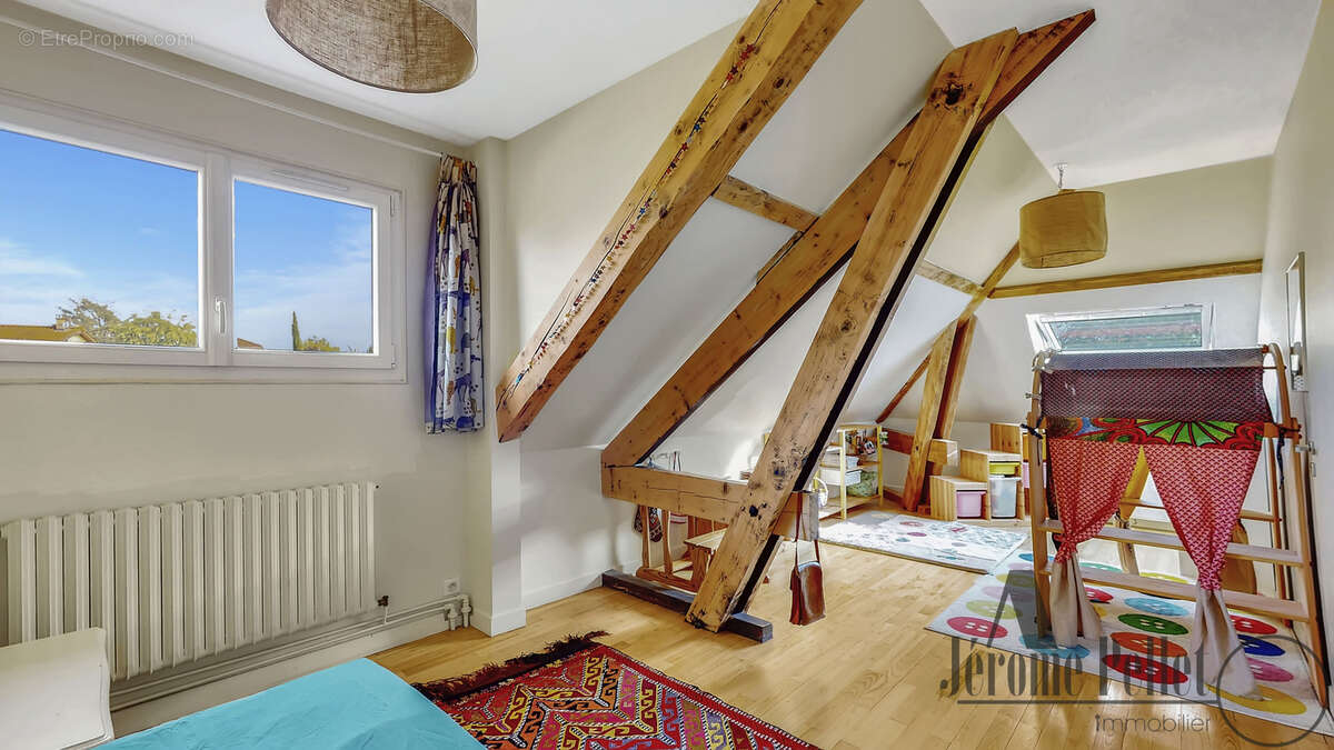 Maison à TERNAY