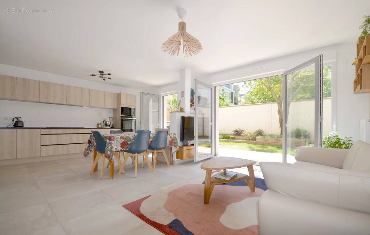Maison à CROISSY-SUR-SEINE