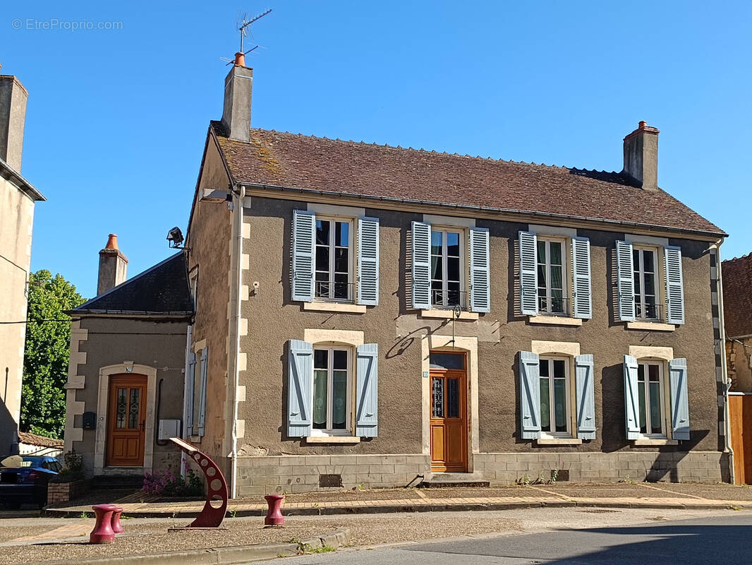 Maison à SANCERGUES