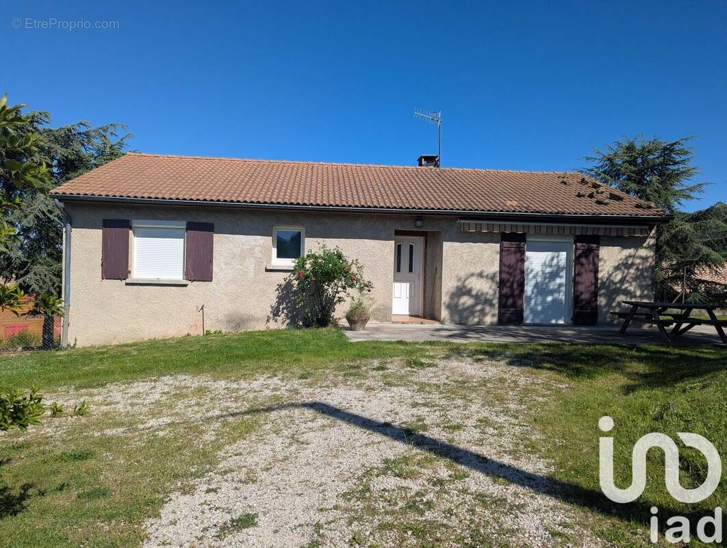 Photo 1 - Maison à PREAUX