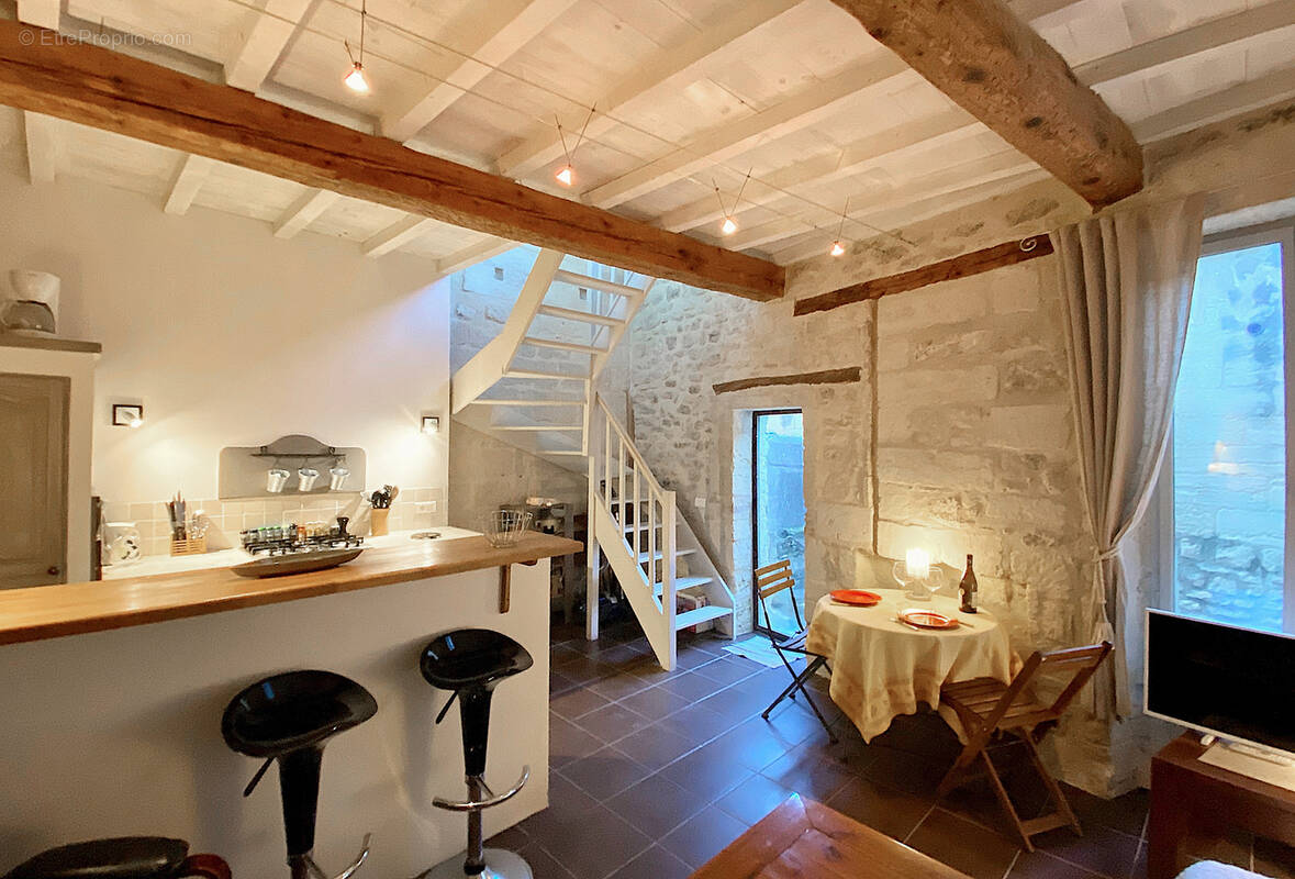 Appartement à UZES