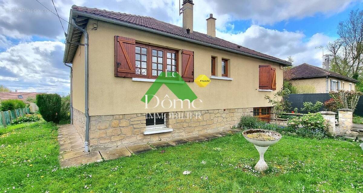 Maison à SAINT-CREPIN-IBOUVILLERS