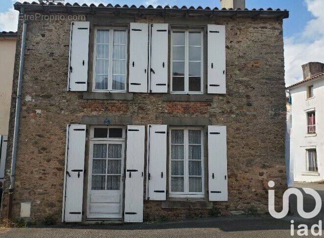 Photo 1 - Maison à LA CHATAIGNERAIE