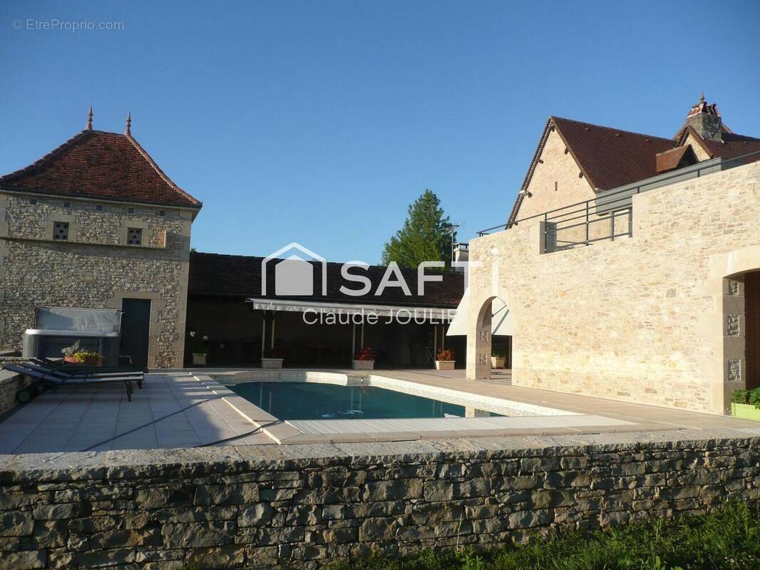 Photo 1 - Maison à VILLENEUVE
