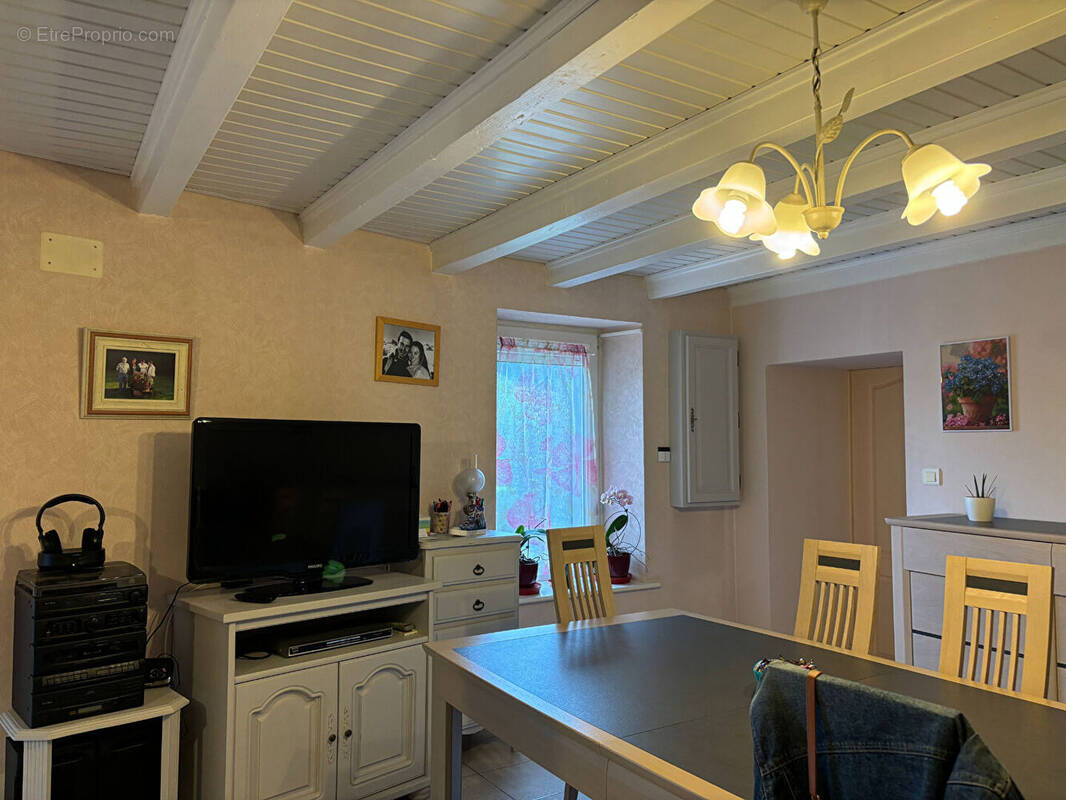 Maison à BAUME-LES-DAMES