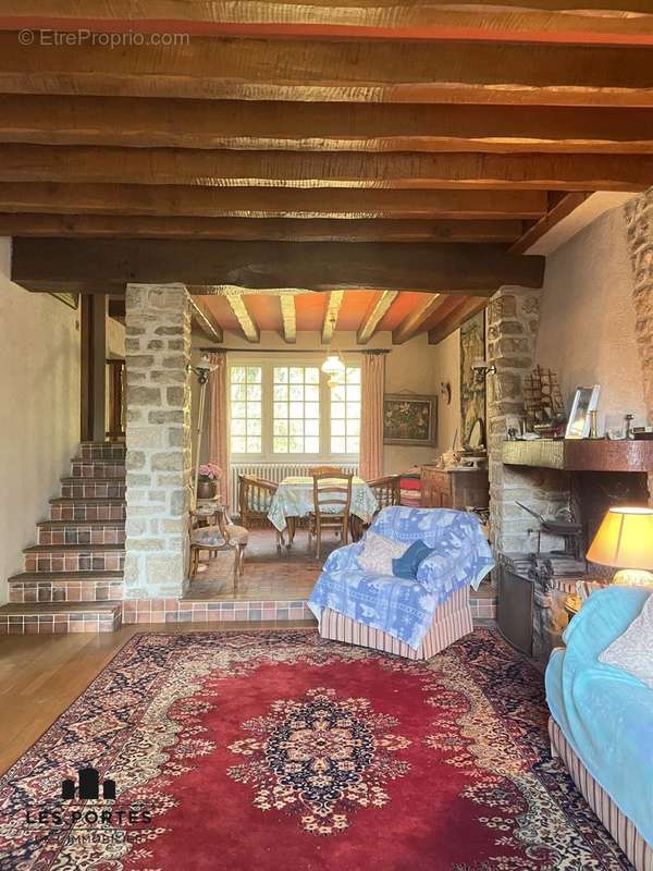 Maison à PRUNAY-SUR-ESSONNE