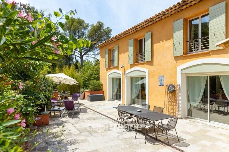 Maison à MARSEILLE-9E