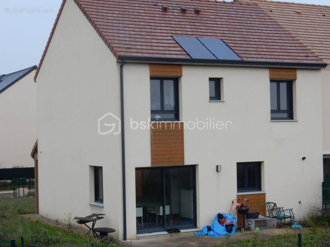 Maison à ABLIS