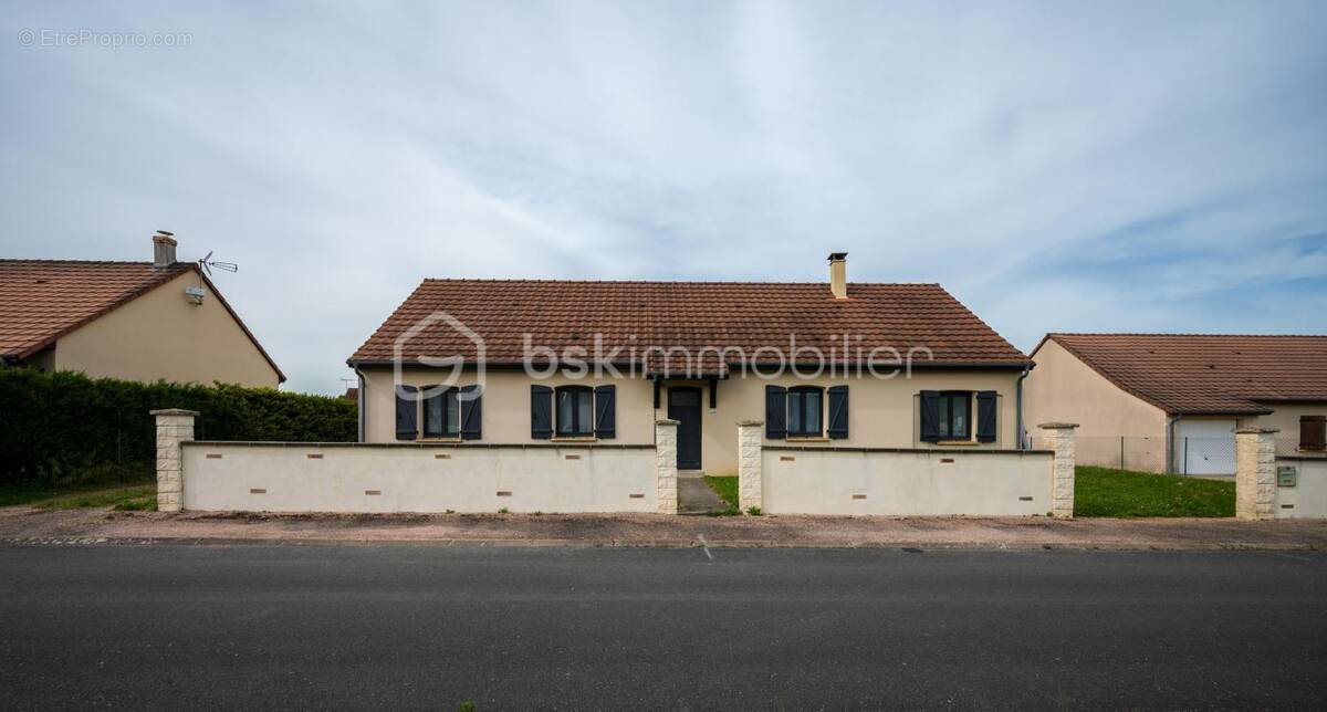 Maison à AMBRAULT