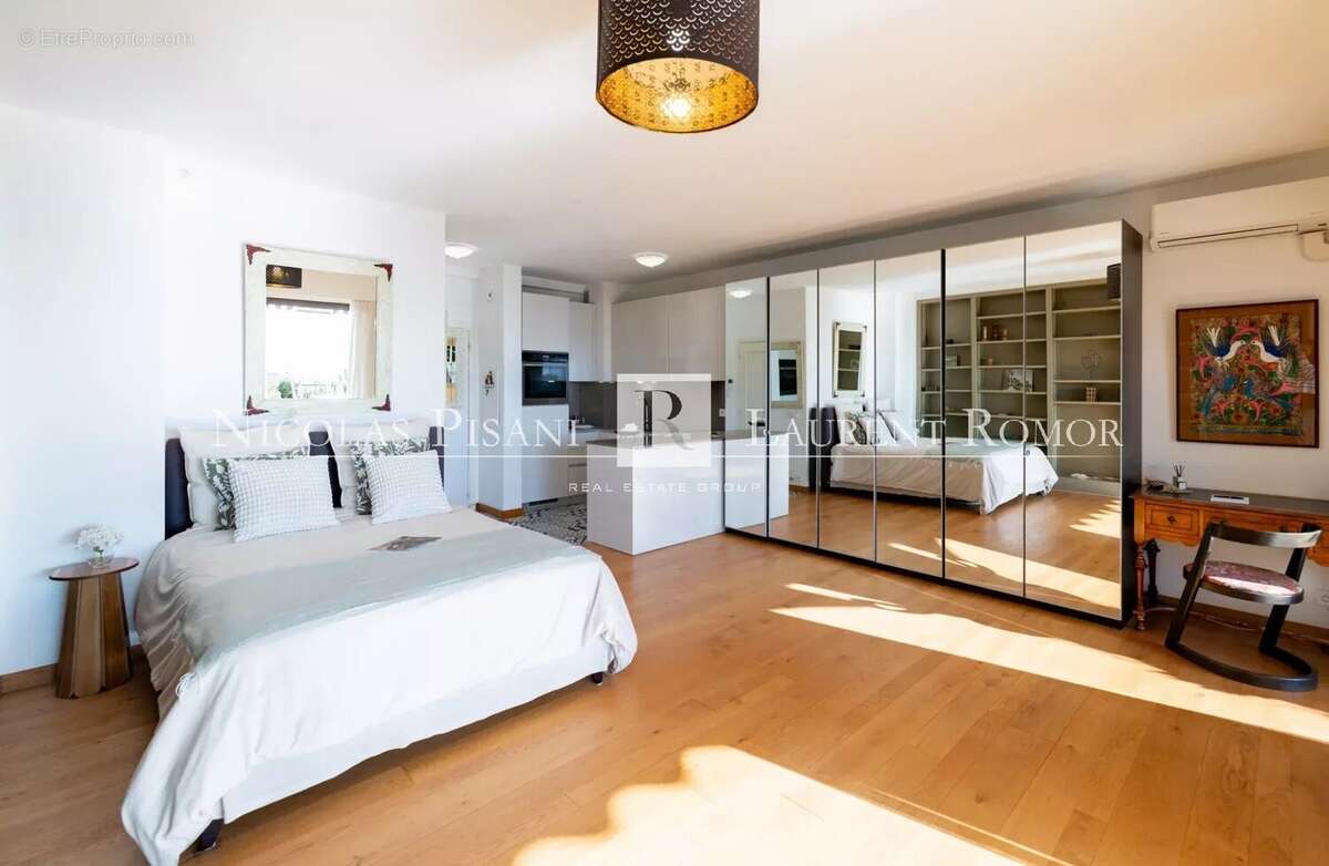 Appartement à BEAULIEU-SUR-MER