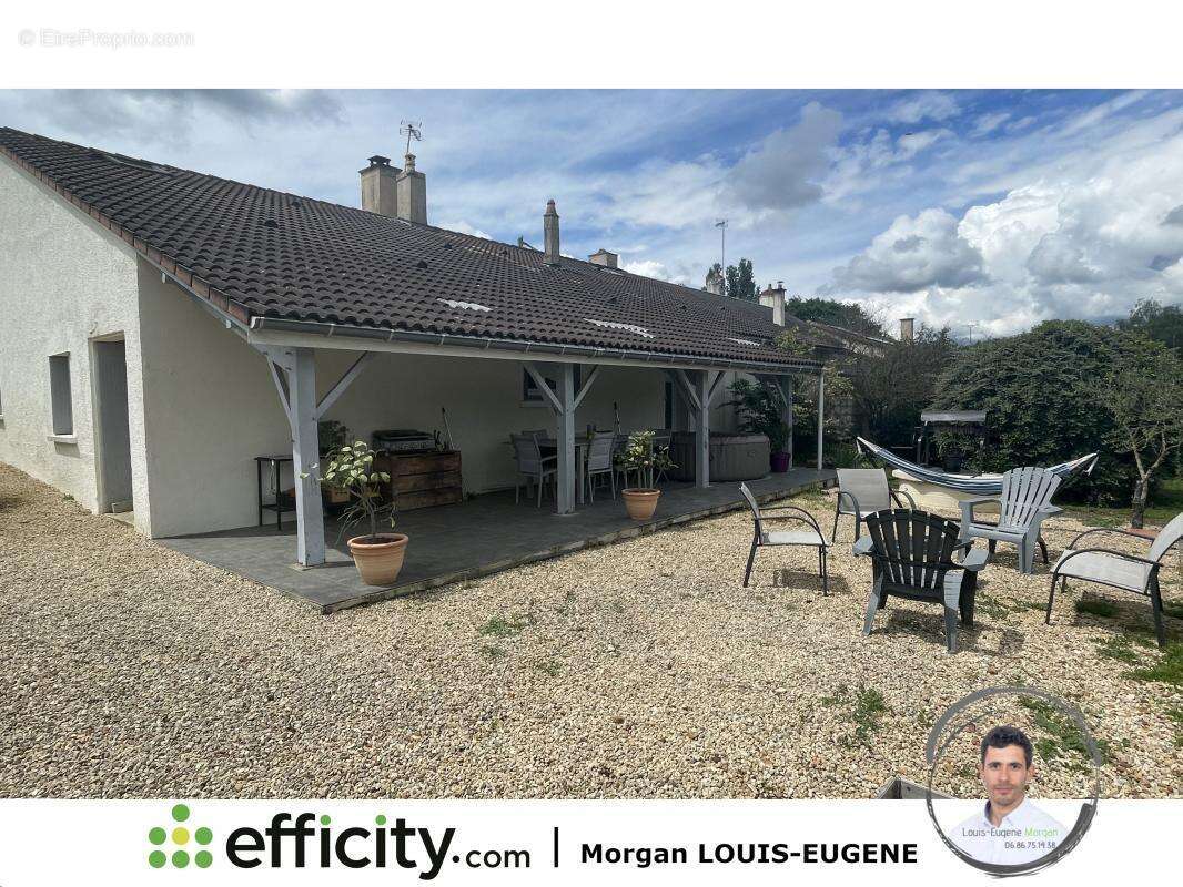 Maison à GENCAY