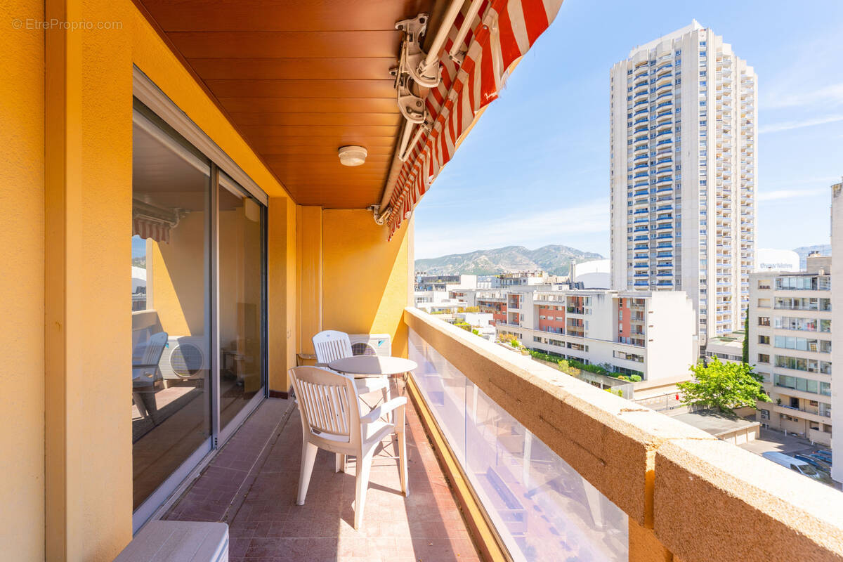 Appartement à MARSEILLE-8E