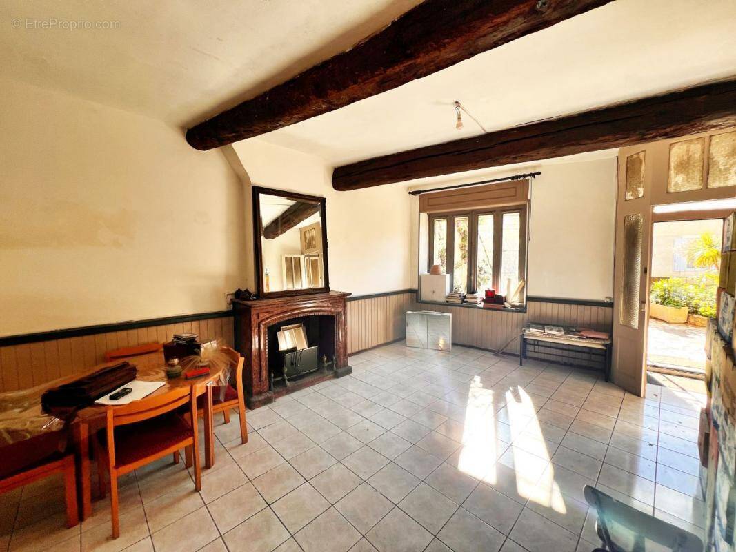 Maison à BIZE-MINERVOIS