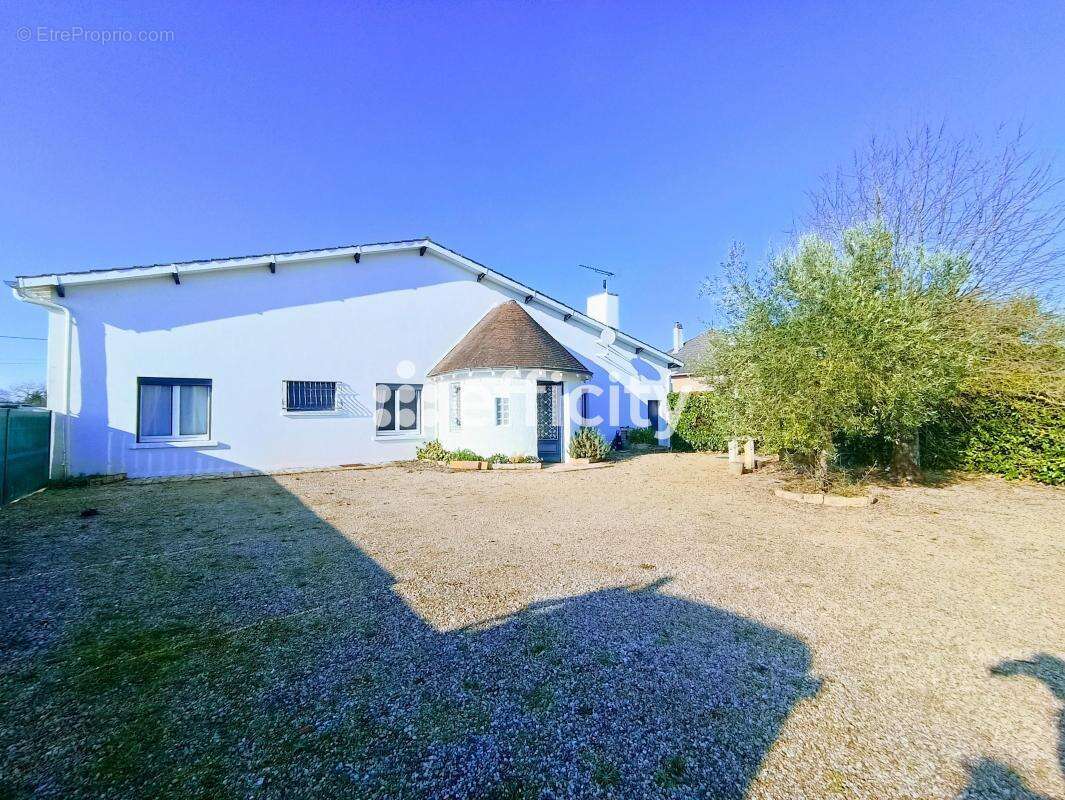 Maison à MIGNE-AUXANCES