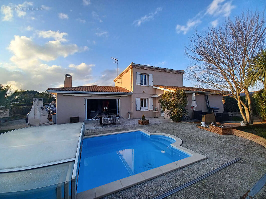 Maison à AMBARES-ET-LAGRAVE