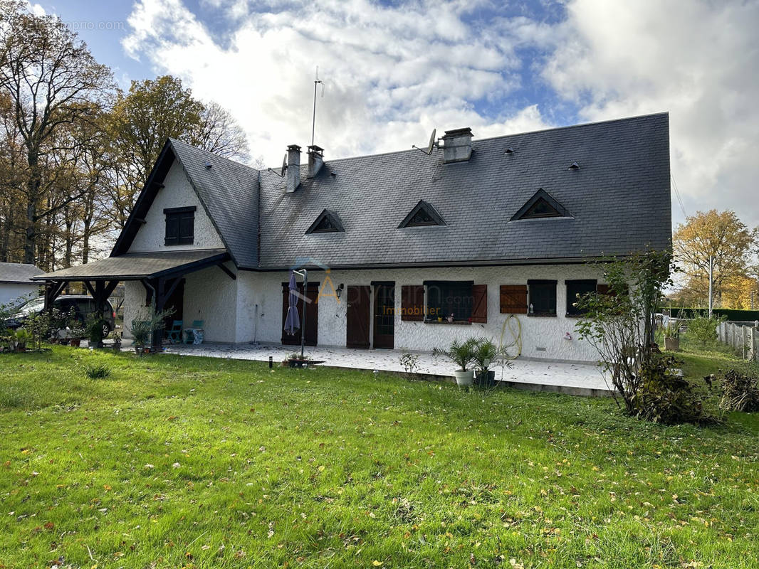Maison à COURTENAY