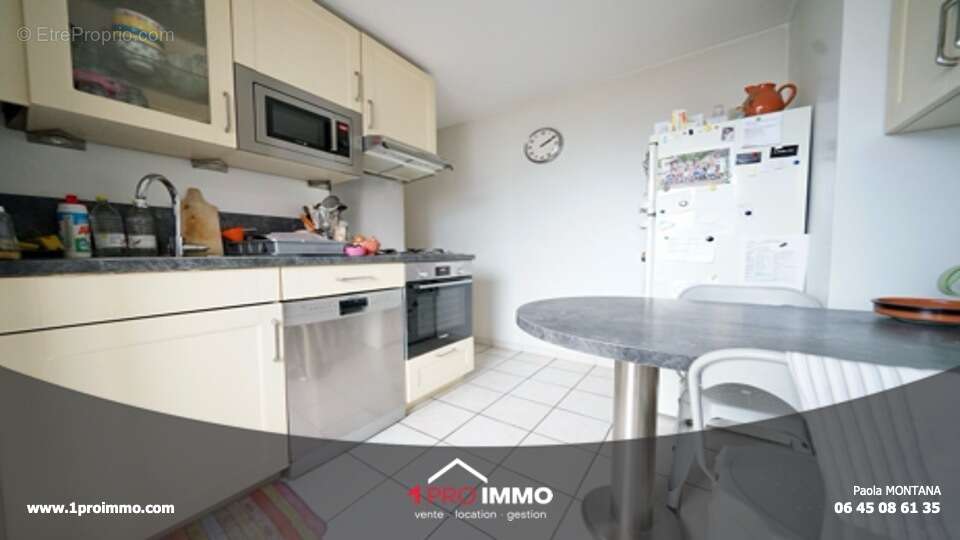 Appartement à FONTAINE