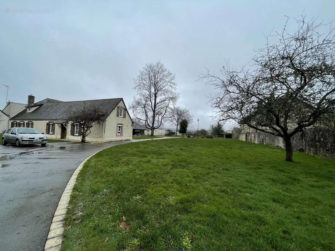 Maison à FONTAINE-SIMON