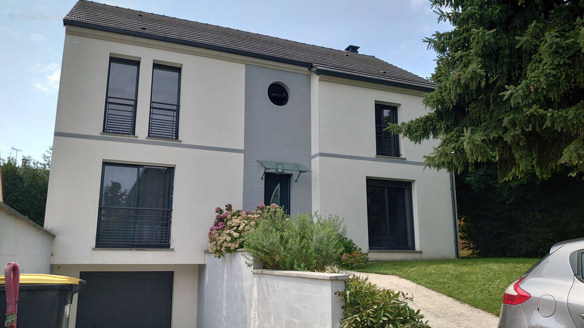 Maison à NANTEUIL-LES-MEAUX