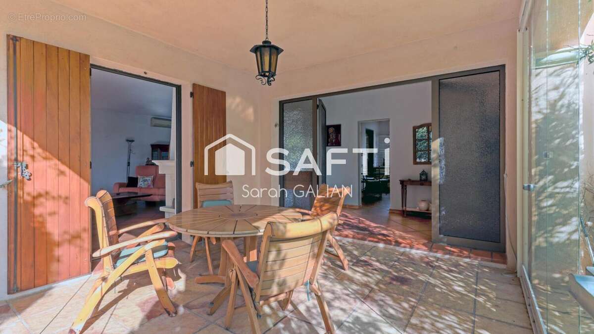 Photo 3 - Maison à ROQUEBRUNE-SUR-ARGENS