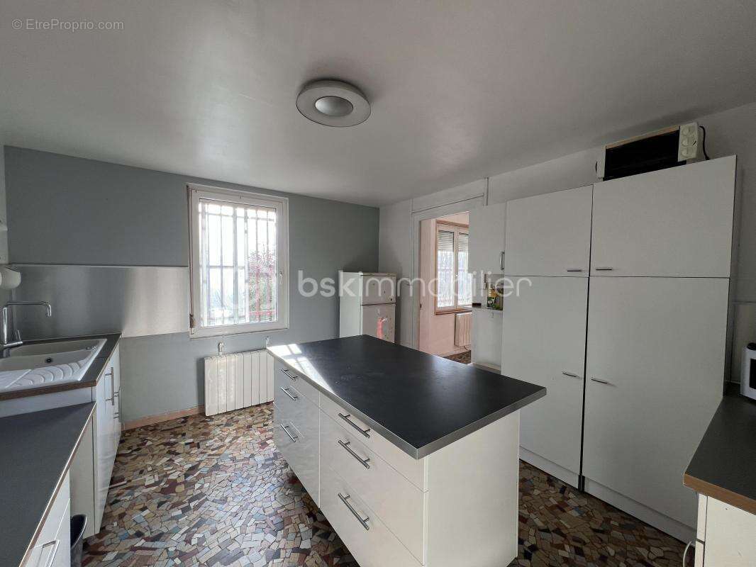 Maison à COUBLEVIE