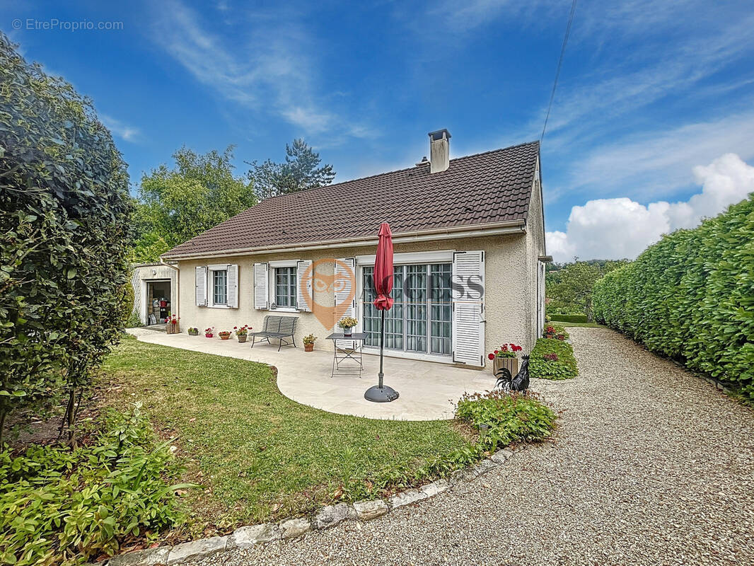 Maison à GROSLAY